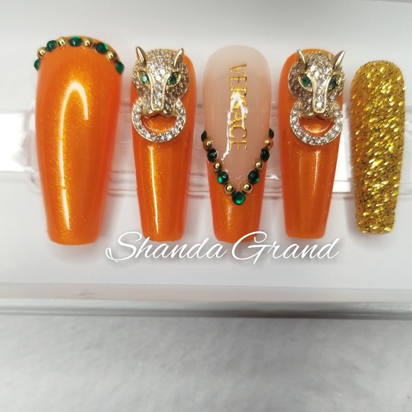 Lux Press-On Nail Set ( Coffin Shape) - Picture 2 of 2